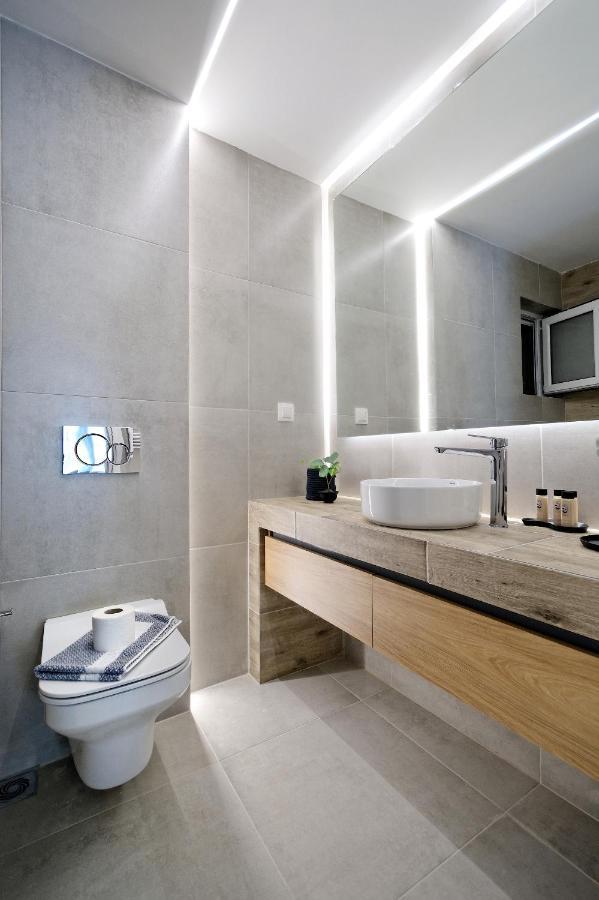Elegant Big Apartment In Athens Center With Balcony Экстерьер фото